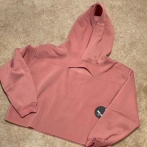 Crop hoodie with cut-out